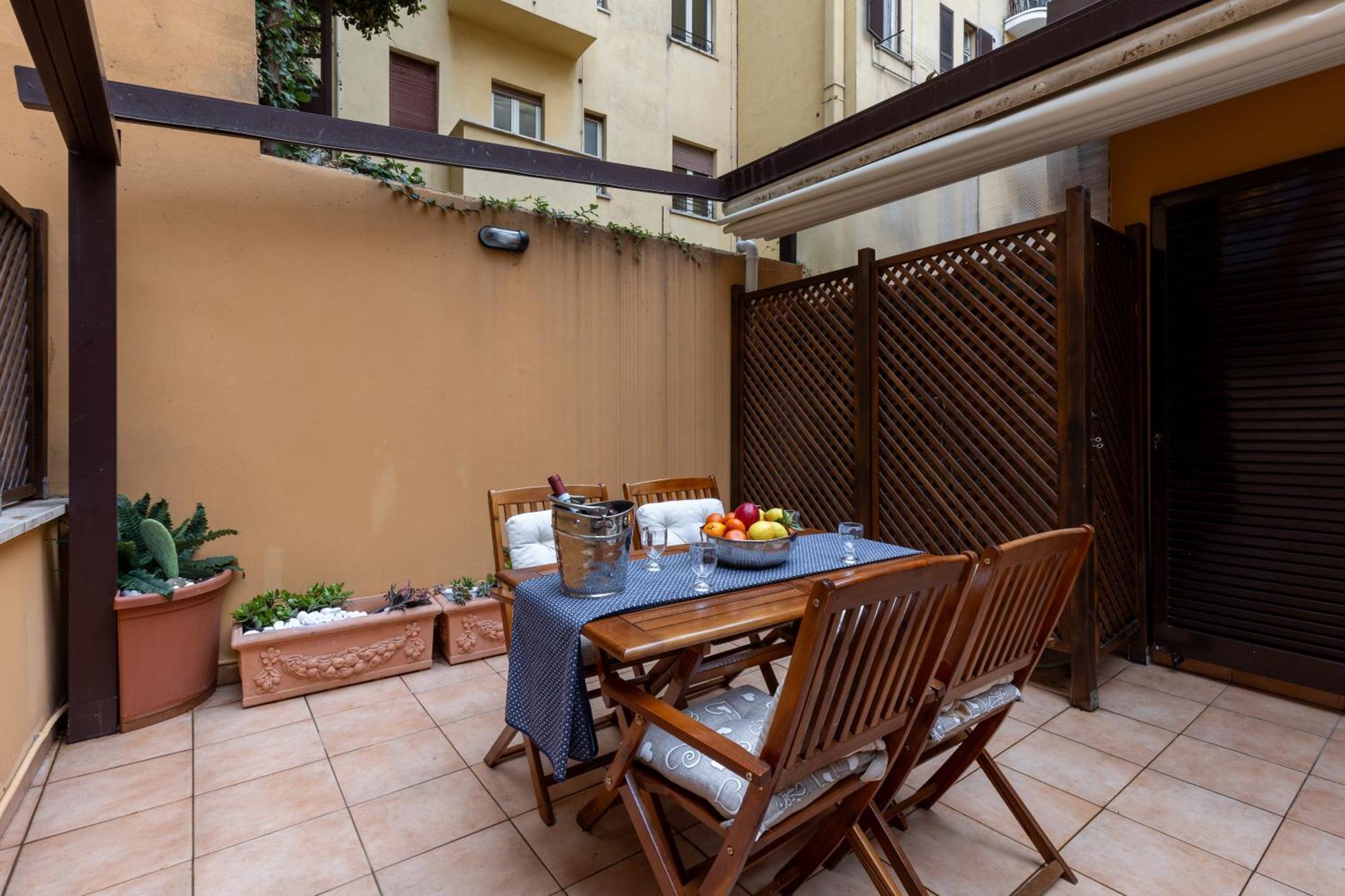 Lägenhet Colosseum Private Terrace Rom